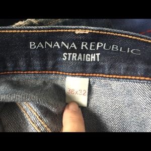 Banana Republic men’s straight leg jeans. 38x32